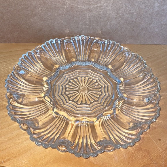Vintage Crystal Egg Plate 10 inches in diameter - Picture 1 of 6